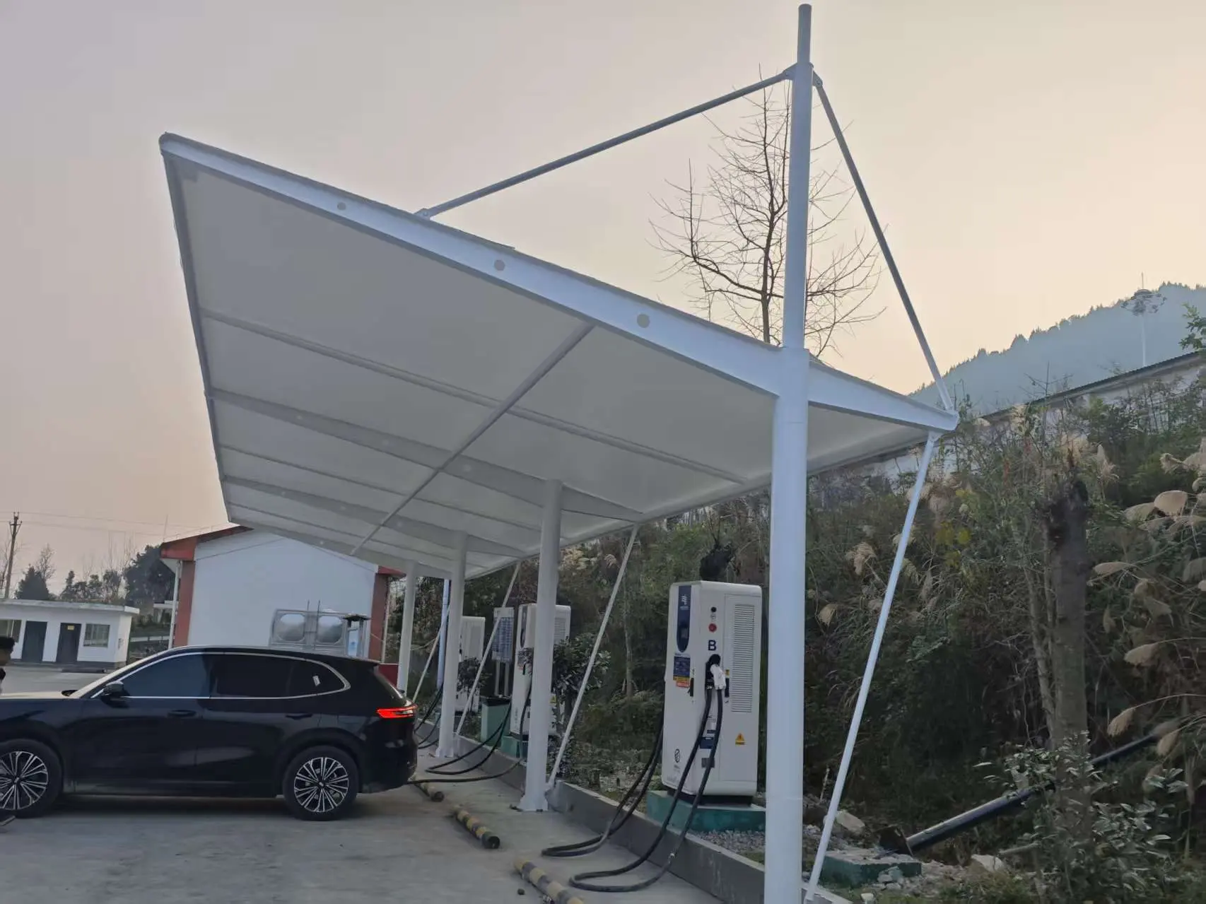 贵州清镇膜结构停车棚怎么选不踩坑?本地源头工厂详解选材与报价